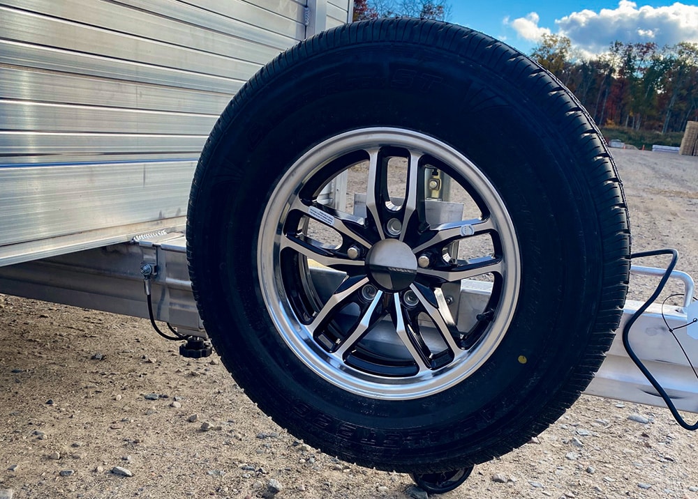 6120a408 B298 482c B308 D3abadf828c8